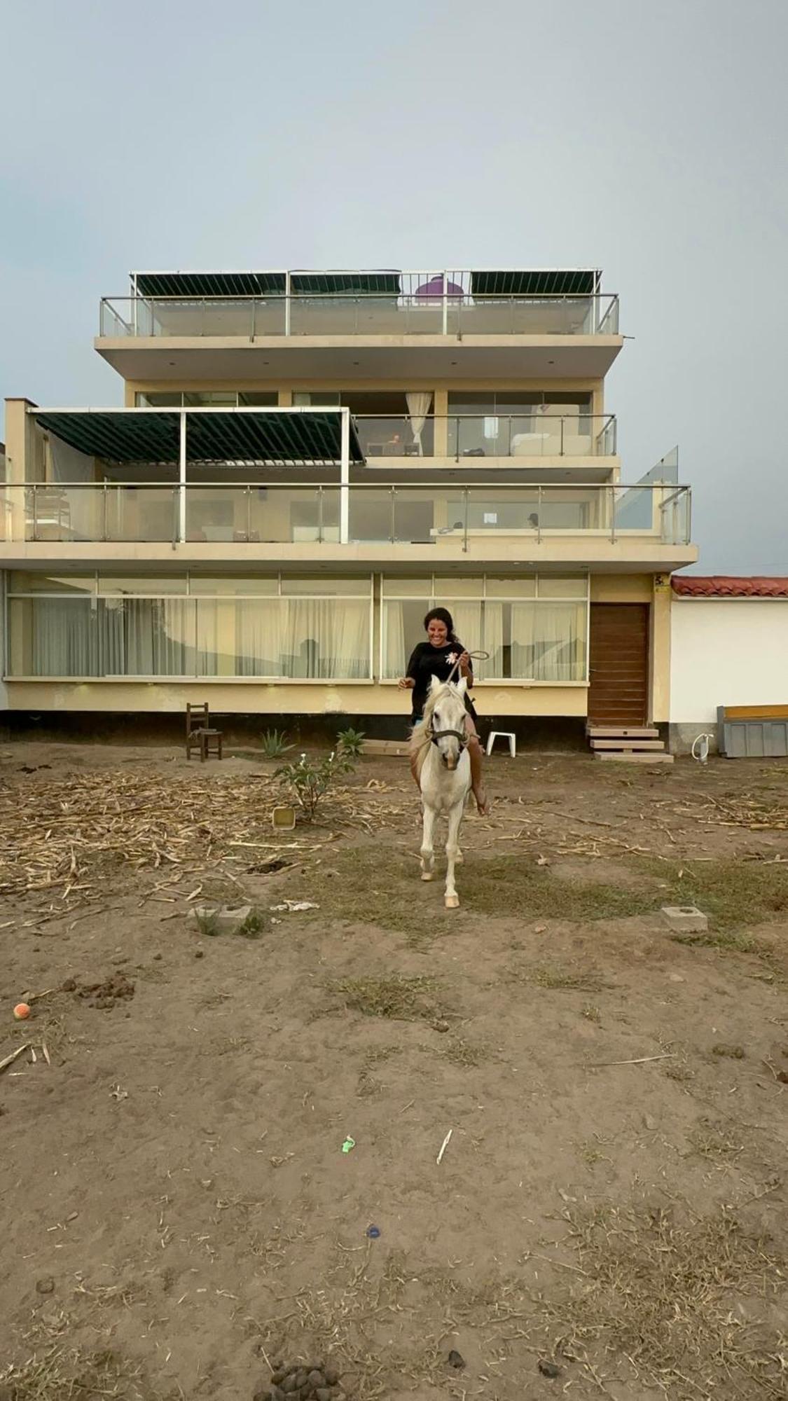 Yolo House Peru Bed & Breakfast Asia Exterior foto
